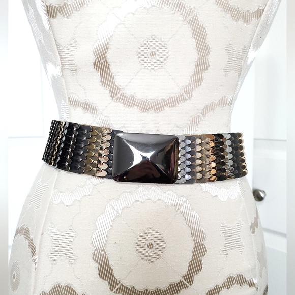 BCBG Maxazria metallic stretch waist belt S gold bronze silver metal scales - Picture 2 of 16